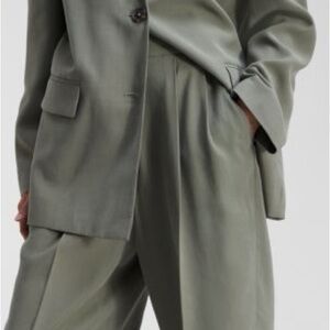 Calvin Klein Soft Twill Pleated Trouser